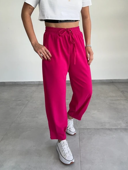 Kadın Dalgıç Krep Full Likralı Paçası Pens Detay Pantolon ürün görseli 1