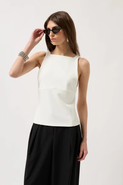 Sırt Kurdele Detay Bluz - Resim 3