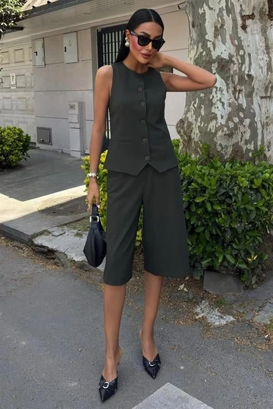 Midi Şortlu Ve Yelekli Viscon Takım 10167 ürün görseli 1