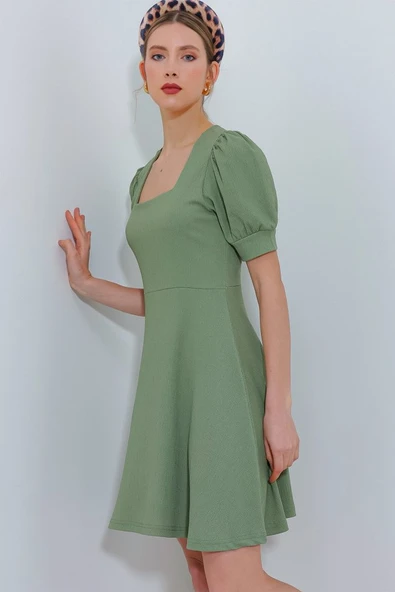 Çağla Yeşili Kare Yaka Örme Mini Elbise - 2