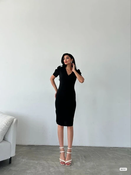 Kadın Kruvaze Yaka Yandan Yırtmaç Detaylı Scuba Krep Kumaş Midi Boy Elbise - Resim 6