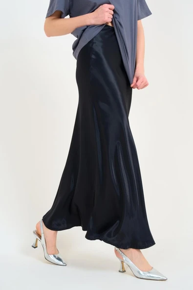Düz Uzun Saten Etek - Siyah ürün görseli 1