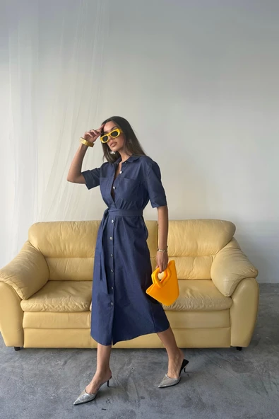 TENCEL ÖNDEN DÜĞMELİ KISA KOL ELBİSE - Mavi - Resim 2