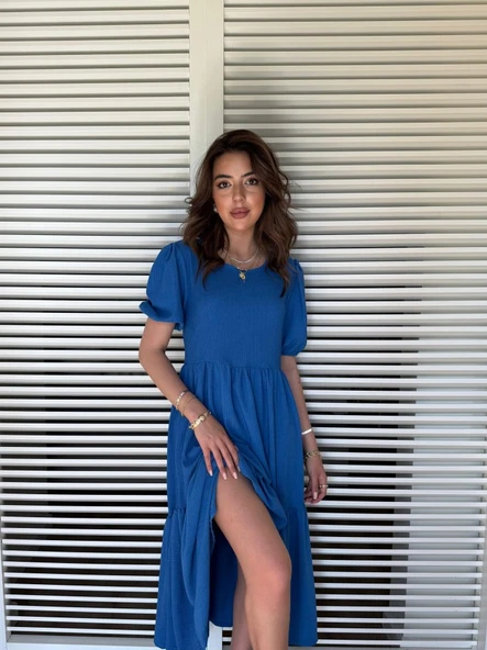 Kadın Kısa Kollu Yakası Açık Katlı Bürümcük Balon Elbise ürün görseli 1