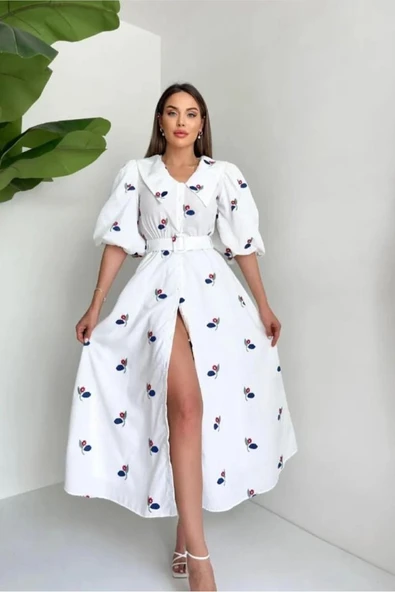 Kırmızı Yakası Çiçek Motifli Kemerli Elbise ürün görseli 1