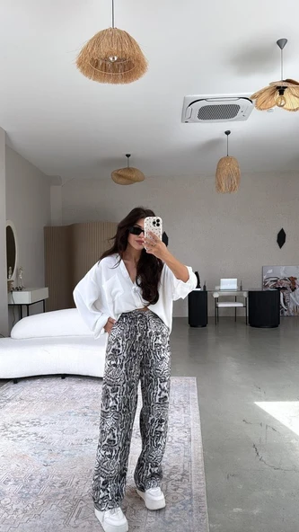 Kadın Saten Kumaş Leopar Desenli Pantolon - Resim 2