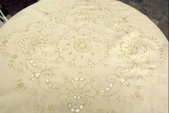 Mandaş Dertsiz Kesme Simli Yuvarlak Masa Örtüsü (160Q)-Gold - 3