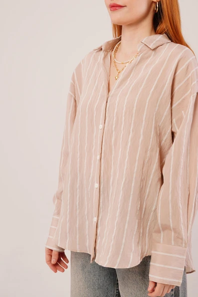 Kol Düğmeli Çizgili Bej Gömlek - Resim 3