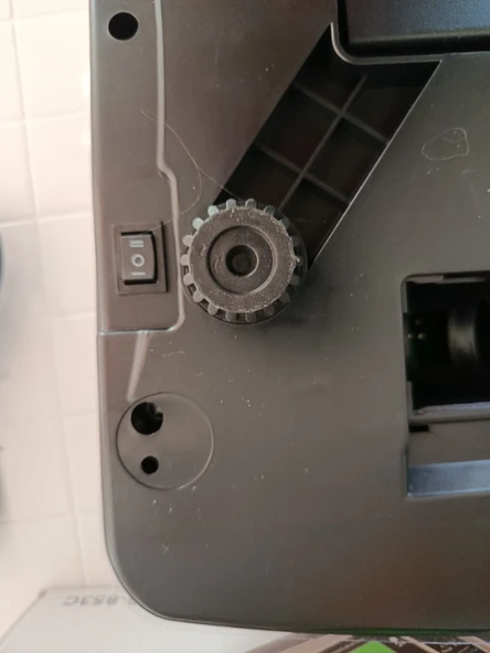 PROFESYONEL MODEL 40 KG TERAZİ-METAL ÖN PANEL-FİYAT HESAPLI TARTI-HEM PİLLİ ŞARJLI-2 YIL GARANTİLİ - 6