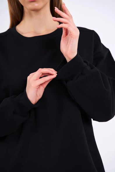 Kadın Siyah Pamuklu Oversize Basic Bisiklet Yaka Sweatshirt - 5