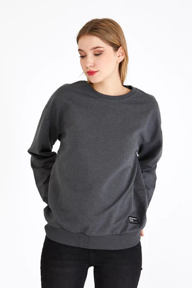 Kadın Antrasit Renk Basic Bisiklet Yaka Sweatshirt - Resim 2