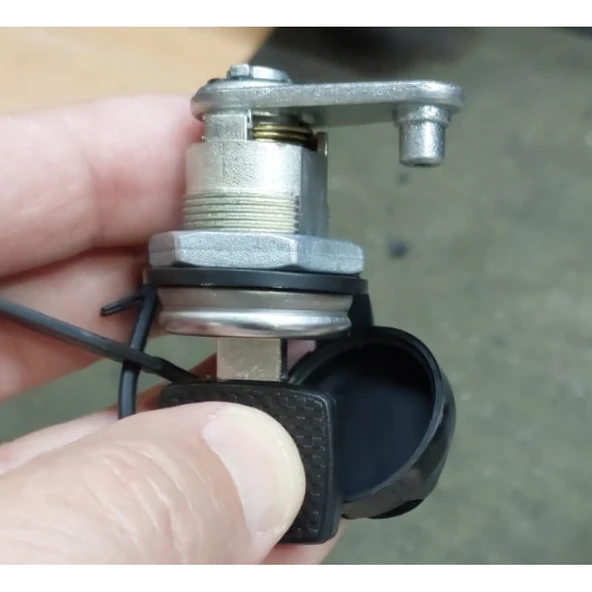 Kapı Kilidi Anahtarlı Otokar Sultan - 2