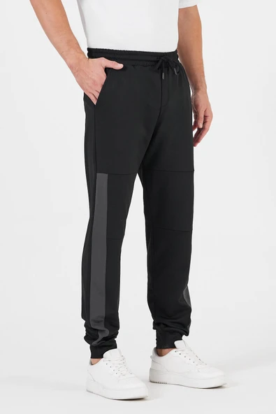 Erkek Siyah Standart Fit Normal Kesim Paça Ribanalı Cepli Rahat Jogger Eşofman Altı - Resim 2