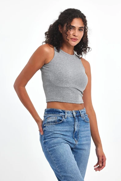 Kadın Gri Fitilli Görünümlü Askılı Kalın Esnek Örme Basic Crop Atlet - Resim 4