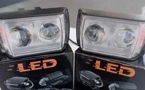 MOTOSİKLET SİS FARI ÇİFT MERCEK (KIRMIZI SARI FLAŞ) ürün görseli 1