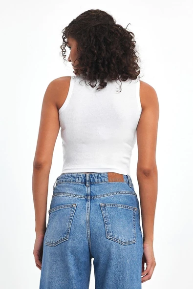 Kadın Beyaz Fitilli Görünümlü Askılı Kalın Esnek Örme Basic Crop Atlet - Resim 6