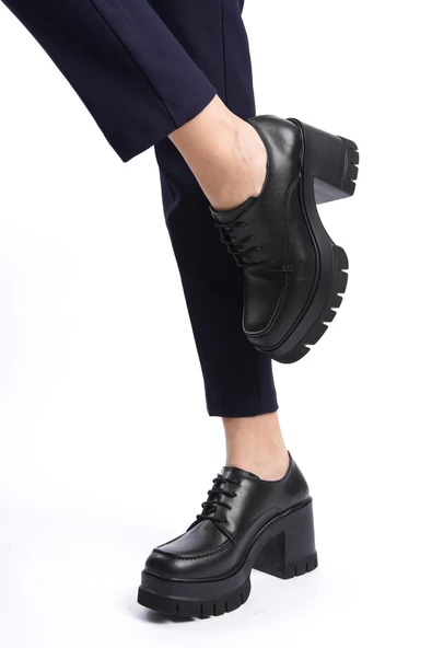 Kadın Carmel Siyah Bağcıklı 8 cm Topuklu Platformlu Ayakkabı - 3