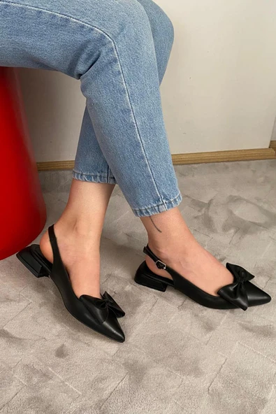 Sista Siyah Cilt Fiyoklu Arkası Acık 2 cm Topuklu Sivri Burun Babet - 2