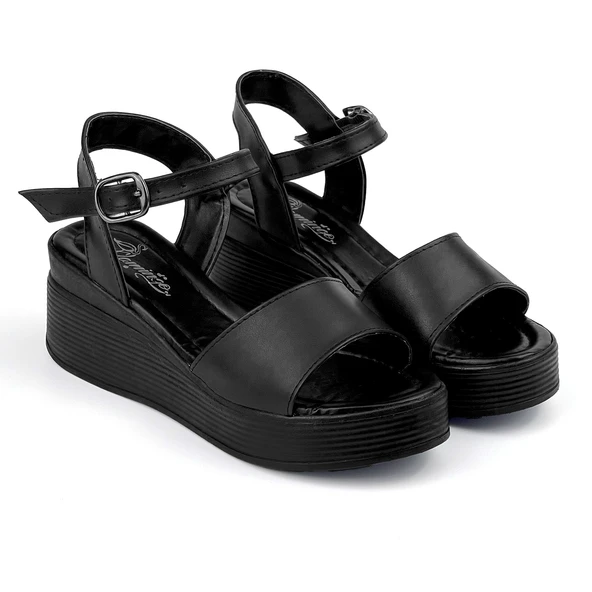 Kadın Siyah Tokalı Dolgu Topuklu Sandalet 6 Cm Rahat Yüksek Topuklu - Resim 3