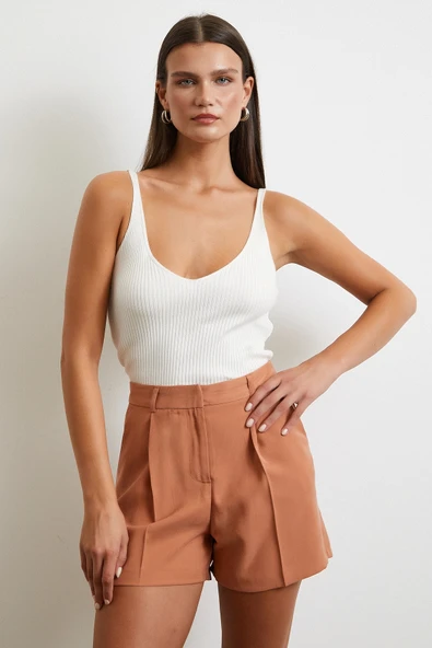 Piliseli Cepli Şort Kiremit