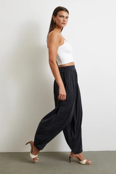 Paça Detaylı Şalvar Pantolon Antirasit ürün görseli