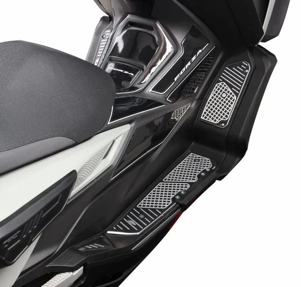GP KOMPOZİT HONDA FORZA 250 2018-2025 UYUMLU BASAMAK ALÜMİNYUM GRİ - Resim 4