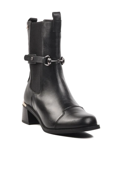 Venüs 2352402K Kadın Hakiki Deri Tokalı Klasik Bot