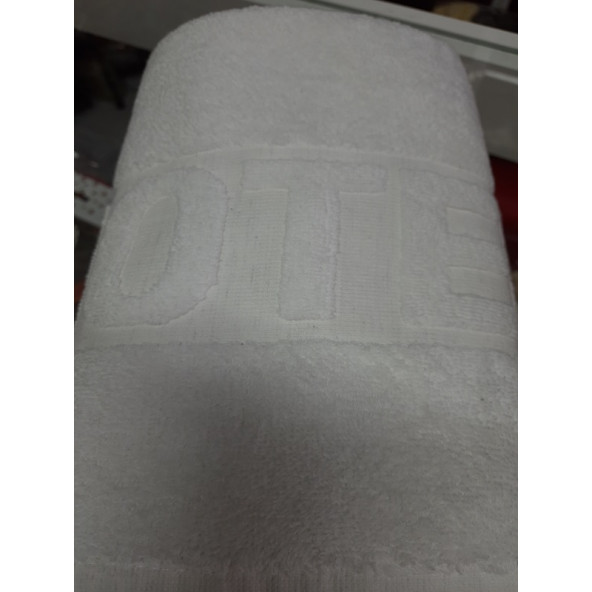 BEYAZ AYAK HAVLUSU -İHRACAT FAZLASI - EBADI: 49 X 94 cm - % 100 COTTON - TEK TARAFI HOTEL YAZILI - 5