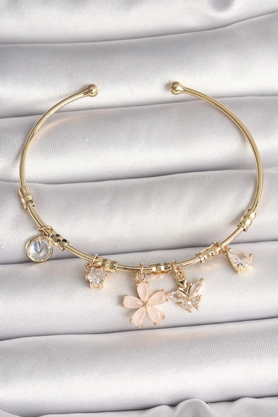 Pirinç Gold Renk Sallantı Pembe Mineli Çiçek Figür Zirkon Taşlı Kelebek Detay Charm Kadın Bileklik ürün görseli 1