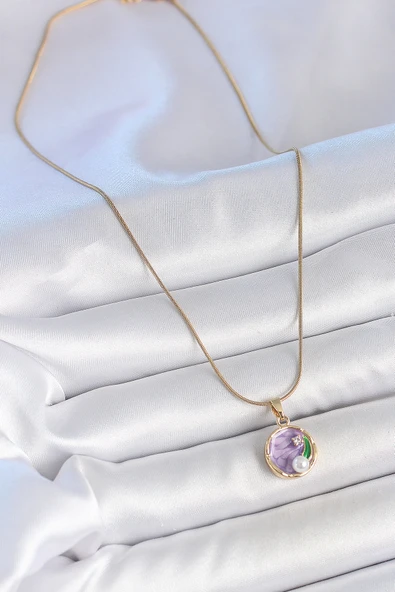 316L Çelik Gold Renk Zincir Mor Çiçek İşlemeli Zirkon Taş İnci Detaylı Minimal Portre Model Kadın Kolye - Resim 2