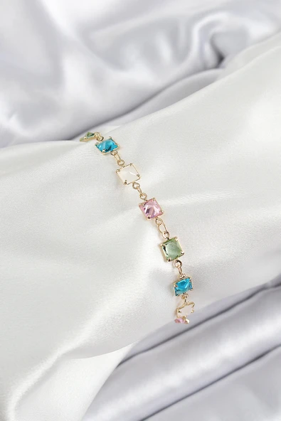 Pirinç Gold Renk Karışık Renk Kare Zirkon Taşlı Kadın Bileklik ürün görseli 1