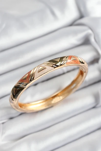 Mineli Pirinç Karışık Üçgen Motifli Gold Renk Kadın Kelepçe ürün görseli 1