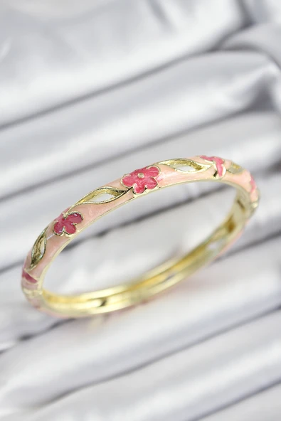 Mineli Pirinç Pembe Çiçek Motifli Gold Renk Kadın Kelepçe ürün görseli 1