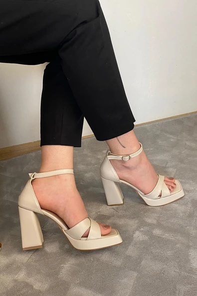 Kadın Luci Krem Cilt Çapraz Bantlı 10 cm Platfom Topuklu Aykkabı - 5