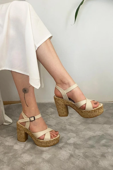 Kadın Leina Bej Çapraz Bant 10 cm Platfom Topuklu Mantar Taban Ayakkabı & Sandalet K-800 - 5