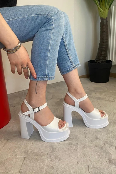 Kadın Lenisi Beyaz Tek Bantlı (12 cm ) Platform Topuklu Ayakkabı 1010 - 6