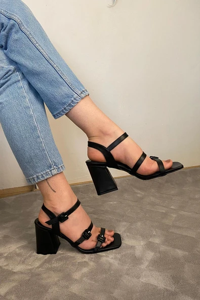 Kadın Fanci Siyah Cilt Üç Tokalı  9 cm Kalın Topuklu Aykkabı - 3