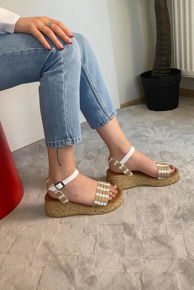 Kadın Eftal Beyaz Hasır Detay Kalın Mantar Taban Ortopedik  Sandalet  K-230 - 5