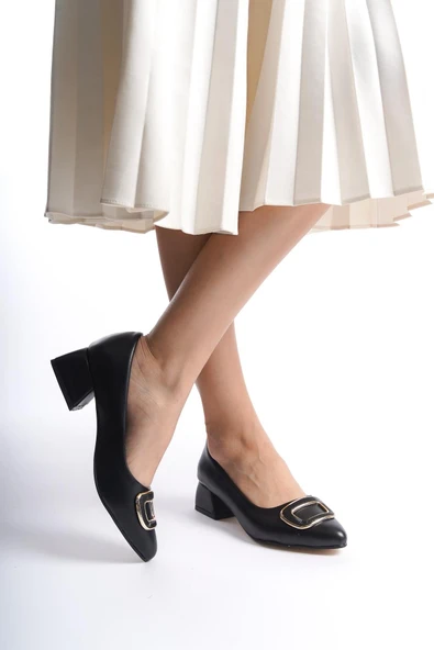 Kadın Katra Siyah deri Kare Toka Detaylı 4 Cm Kalın Topuklu Klasık Ayakkabı - 4