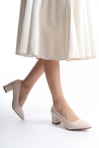 Kadın Camila Krem Deri 6 Cm Kalın Topuklu Hafif Sivri Burunlu Klasık Ayakkabı - 2