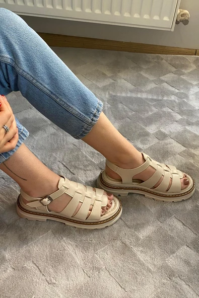 Kadın Desma Bej Kafes Model Vardola Deyatlı  Kalın Taban Ortopedik  Sandalet  K-140