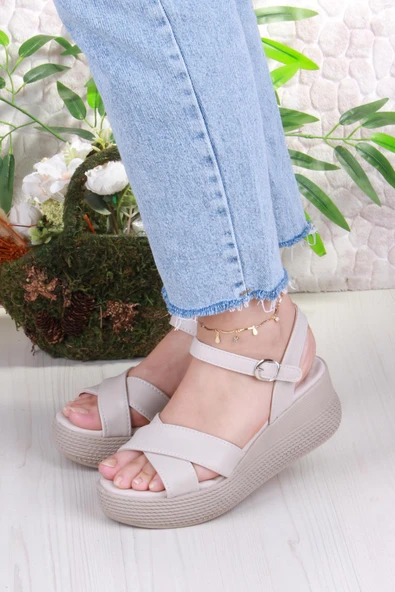 Fort 05-7008 Soft Rahat Toka Detaylı Dolgu Taban Çapraz Bant Kadın Sandalet - Resim 8