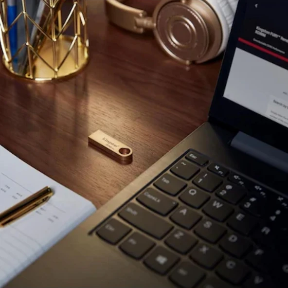 Kingston DTSE9G3/512GB 512GB DataTraveler 220MB/s USB 3.2 Gen 1  Metal SE9 G3 Flash Bellek - 4