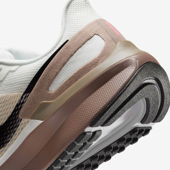 Nike Structure 25 DJ7884-110 - Resim 7