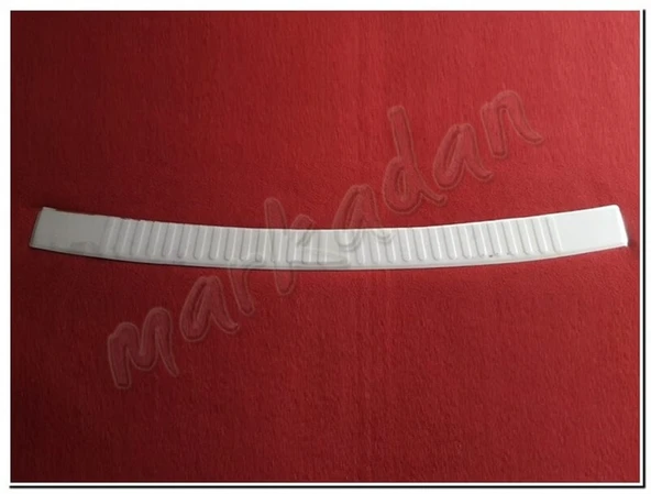 DB Chrome Renault Megane 4 Sedan Arka Tampon Üstü Nikelaj 2016 Sonrası P.Çelik ürün görseli