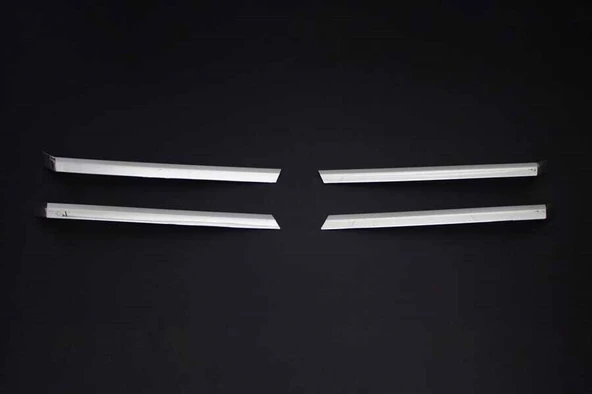 OMSA VW Crafter Krom Ön Panjur 4 Parça 2017 ve Sonrası ürün görseli