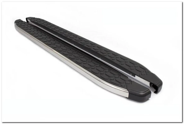 Omsa Line Ford Connect 2022 Sonrası Uzun Şasi Blackline Krom Alınlı Yan Basamak ürün görseli