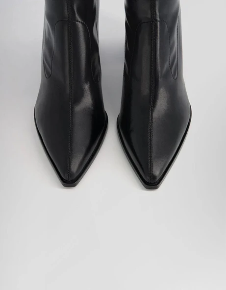 Bershka Blok topuklu sivri burunlu streç bilekte bot - Resim 4