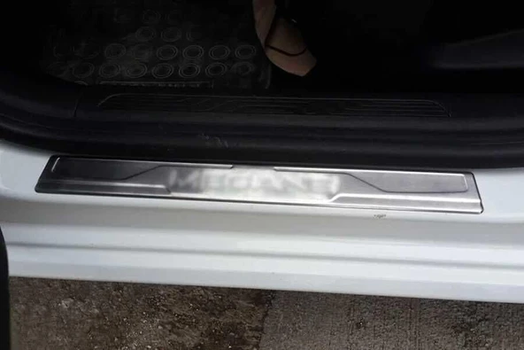 OMSA Renault Megane 4 Sedan Krom Kapı Eşiği 4 Parça Taşlı 2021 ve Sonrası ürün görseli