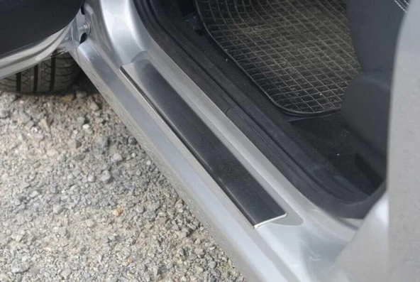 OMSA Dacia Sandero Stepway Krom Kapı Eşiği 4 Parça 2012-2020 Arası ürün görseli